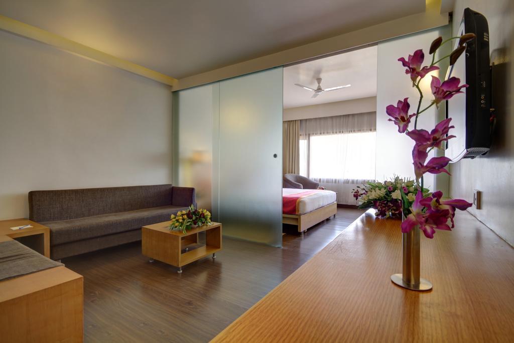 Dolphin Hotel Visakhapatnam Exterior foto